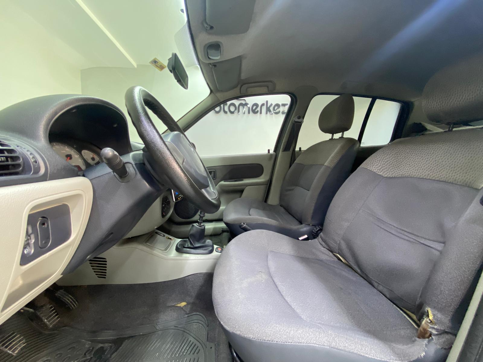 RENAULT CLIO 16